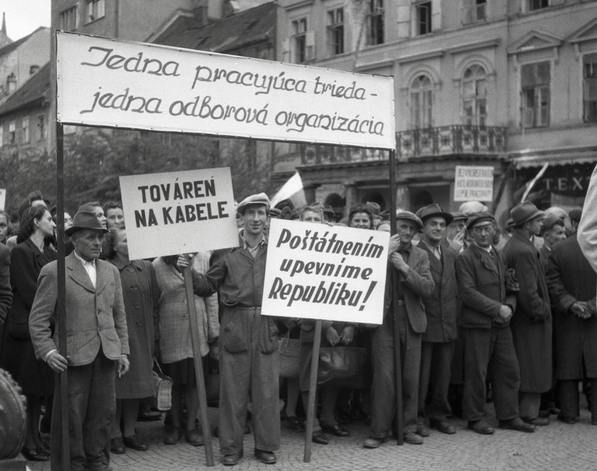 Aké boli zločiny komunizmu? 7 dôvodov, prečo je nevyhnutné brániť demokraciu