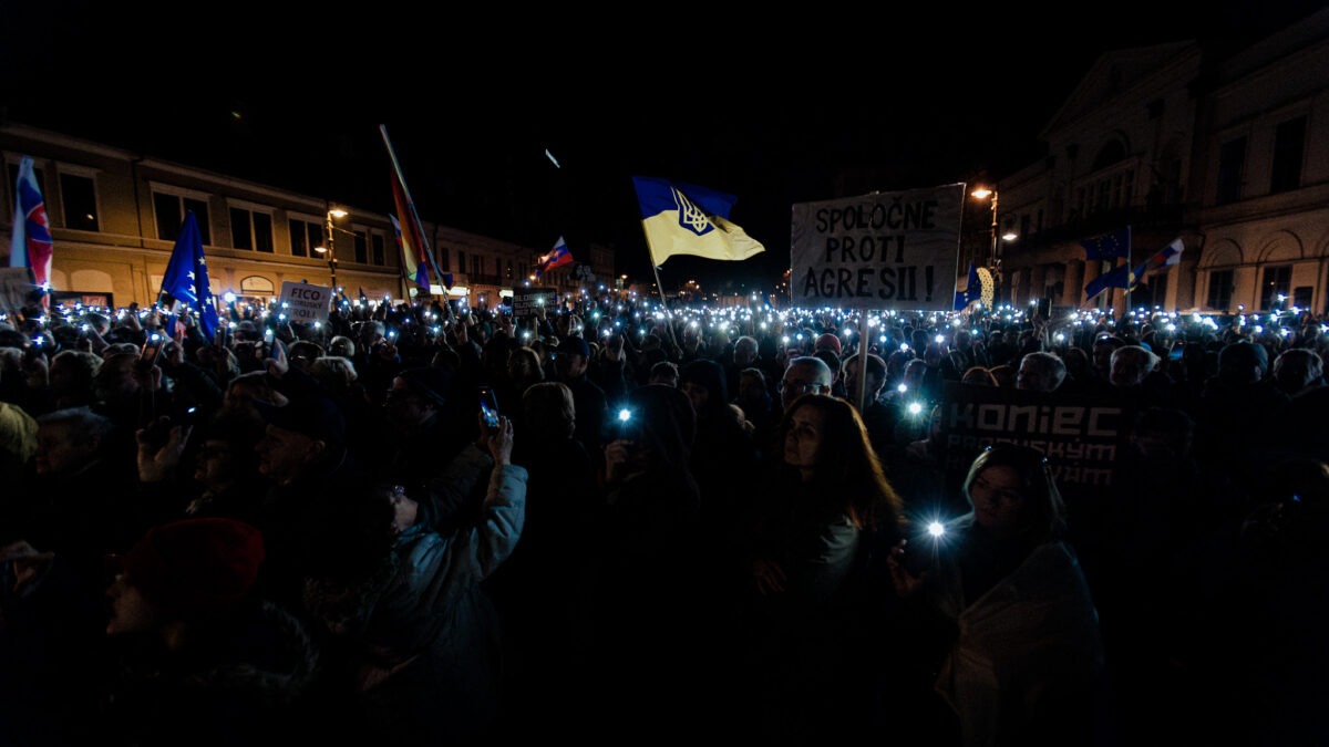 Reportáž: Frustrácia, nekončiaci boj aj nádej. Takto vyzeral protivládny protest v Košiciach