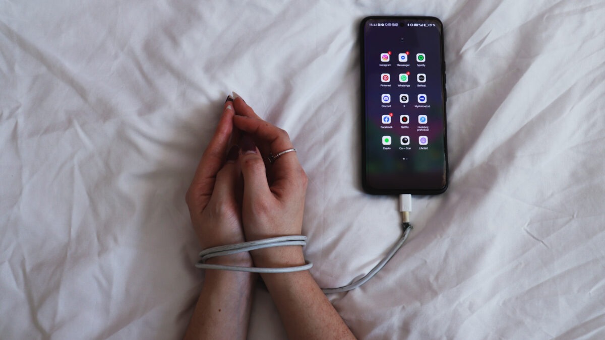 Sme otrokmi vlastných telefónov. Čo ak by nám zrazu zmizol pán?