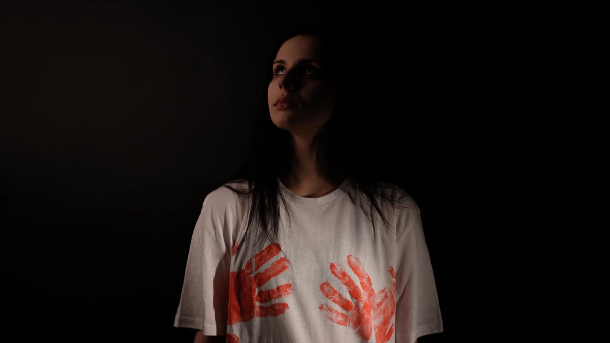 Komentár: Začalo sa to láskou, skončilo bojom o prežitie