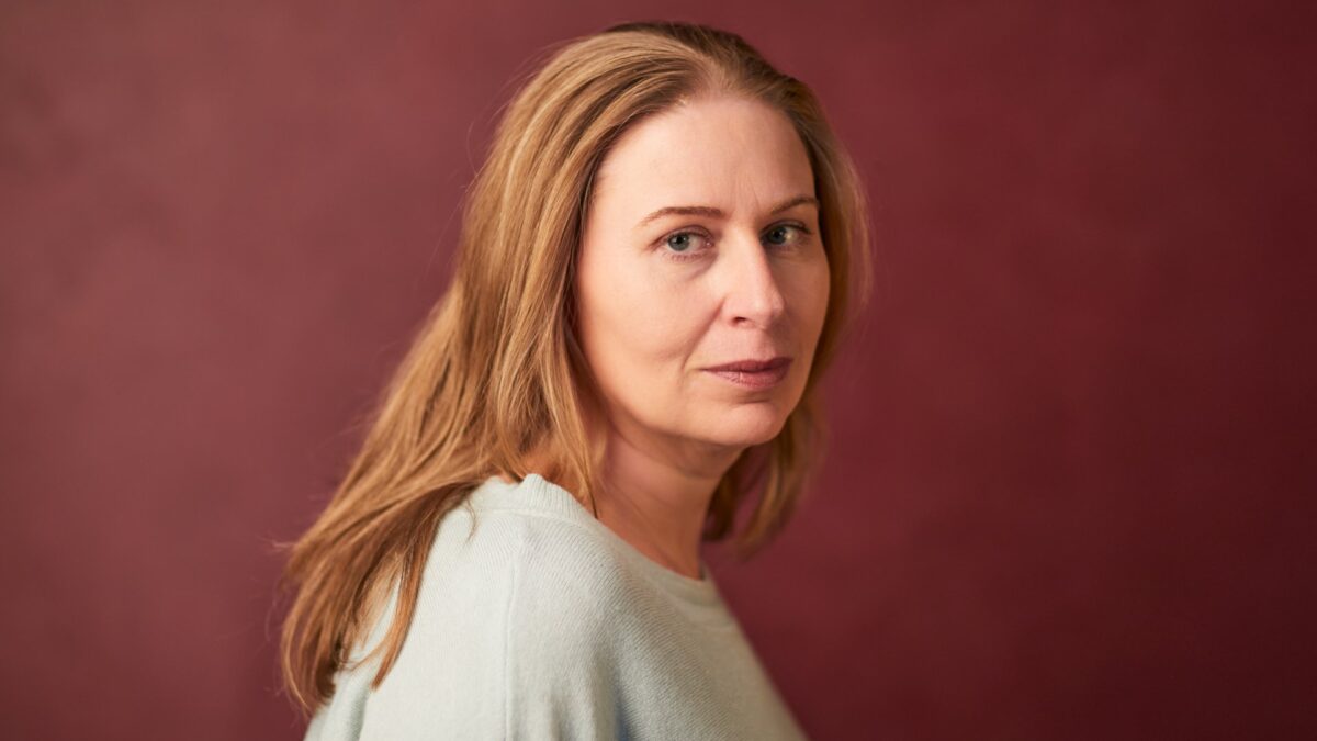 Pre ženy je ľahšie „obliecť si nohavice“ než pre mužov vzdať sa privilégií, hovorí feministická aktivistka